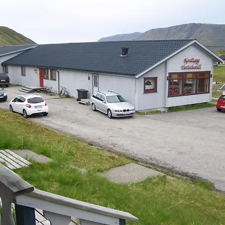 Nordkapp Turisthotell 2*